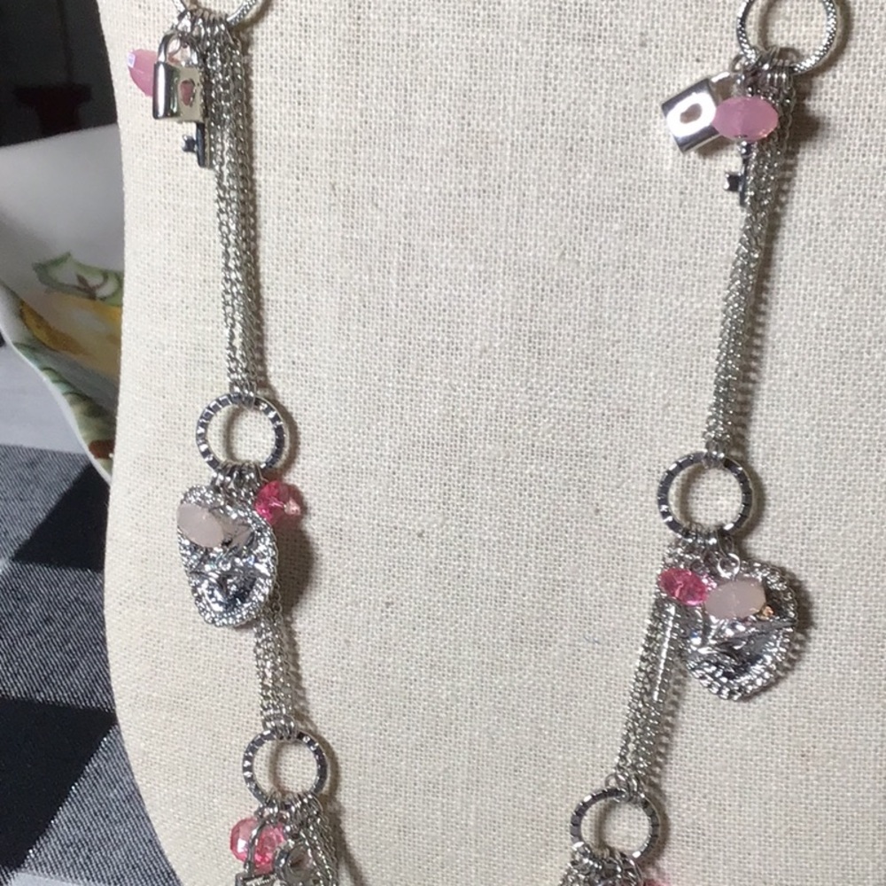 Necklace Heartstrings View 3